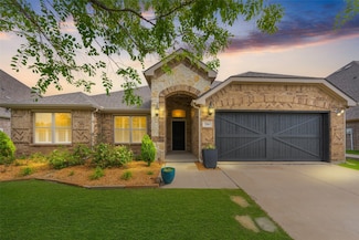 206 Covington Dr, Wylie, TX 75098