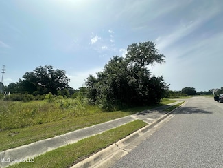 110 Destiny Oaks Dr, Long Beach, MS 39560