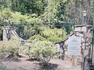 4220 Final Approach Dr, Eastover, NC 28312