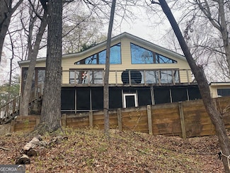 364 Cardinal Ln, Toccoa, GA 30577