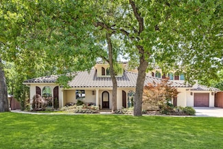 109 Meadowcreek Rd, Coppell, TX 75019
