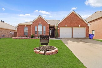 1205 Westridge Dr, Mansfield, TX 76063