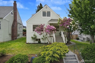 8021 24th Ave NW, Seattle, WA 98117