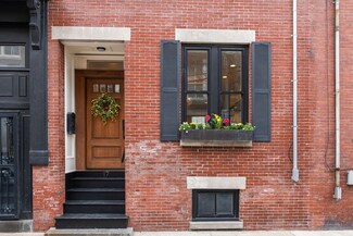 17 Walker St, Charlestown, MA 02129