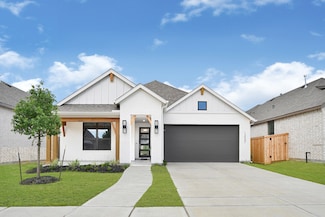 12331 Palmetto Dr, Mont Belvieu, TX 77523