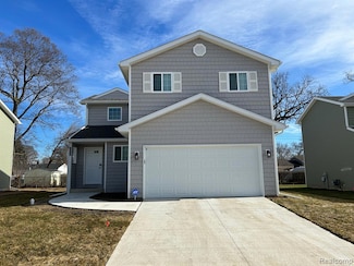 3999 Lotus Landing Cir, Waterford Township, MI 48329