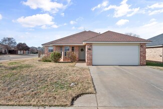 416 Pontiac Ave, Lubbock, TX 79416
