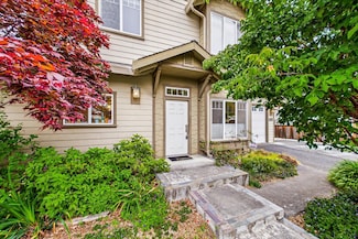 3220 T St, Eureka, CA 95503