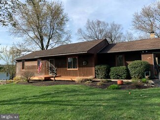 1254 Palomino Dr, West Chester, PA 19380