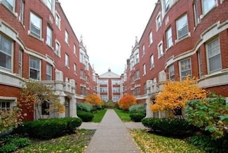 212 N Oak Park Ave Unit 2DD, Oak Park, IL 60302