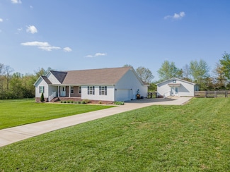 369 Springwater Dr, Summertown, TN 38483