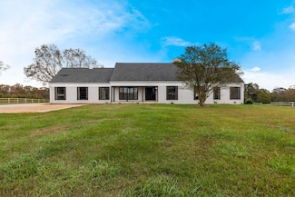 802 Hickory Hollow Rd, Inman, SC 29349