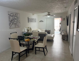 6055 W 19th Ave Unit 318, Hialeah, FL 33012