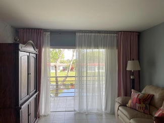 155 Lake Carol Dr, West Palm Beach, FL 33411