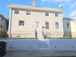 8 Harvey St, Pawtucket, RI 02860