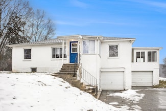 159 Morgan Rd E, Battle Creek, MI 49017