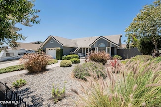 2753 Deerwood Ave, Simi Valley, CA 93065