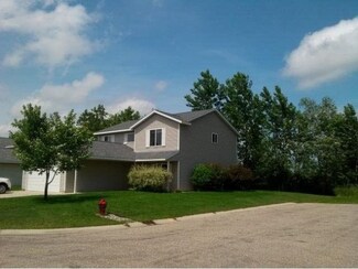 565 Willow Ave, Eden Valley, MN 55329