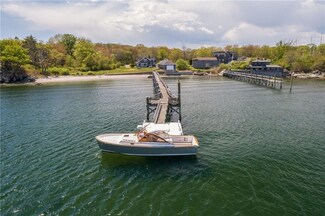 90 Racquet Rd, Jamestown, RI 02835