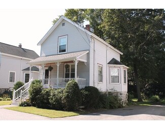 12 Curve St, Lexington, MA 02420
