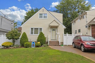 1658 Carlton Ave, Staten Island, NY 10309