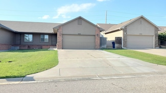 8488 E Granite Ct, Bel Aire, KS 67226