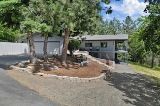 6913 S Ben Burr Rd, Spokane, WA 99223