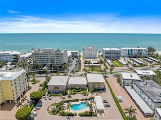 1910 Gulf Shore Blvd N Unit 204, Naples, FL 34102
