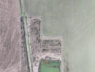 7124 Texas 124, Stowell, TX 77661