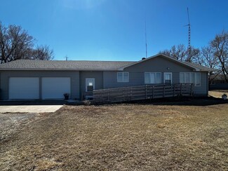 319 E North County Rd, Freeman, SD 57029