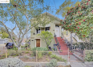1220 9th St, Alameda, CA 94501