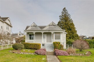 1013 15th St, Bellingham, WA 98225