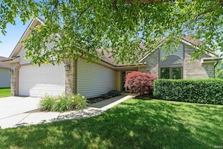 9502 Sail Wind Dr, Fort Wayne, IN 46804