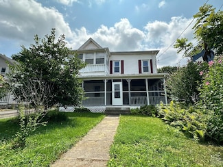 121 Main St, Philmont, NY 12565