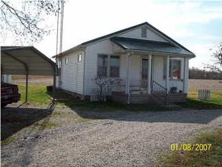 4662 N State Road 65, Patoka, IN 47666