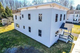 2182 Oran Delphi Rd, Manlius, NY 13104