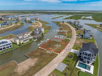 10 Marathon, Hitchcock, TX 77563