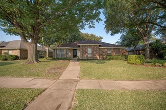 1905 Crestside Dr, Carrollton, TX 75007