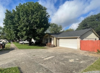 6819 Blacksmith Ln, San Antonio, TX 78238