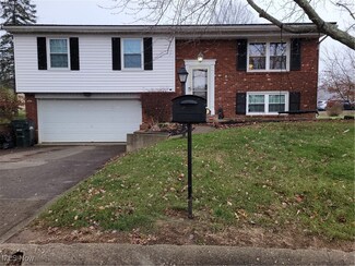 1302 Greenacre Dr, Cambridge, OH 43725