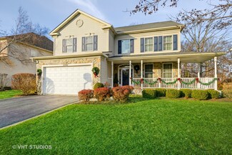 33996 N Wooded Glen Dr, Grayslake, IL 60030