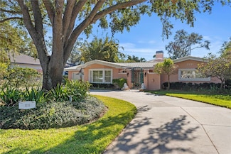 1131 Snell Isle Blvd NE, Saint Petersburg, FL 33704