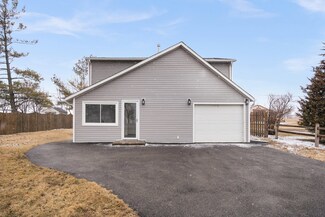 1852 N 4253rd Rd, Leland, IL 60531