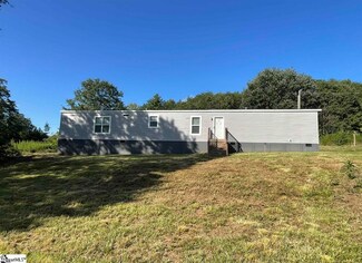26 Boswell Cir, Travelers Rest, SC 29690