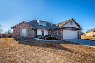 391 Virginia Ave, Newcastle, OK 73065