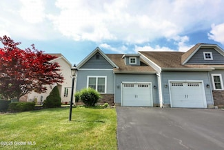 4 Krug Place, Cohoes, NY 12047