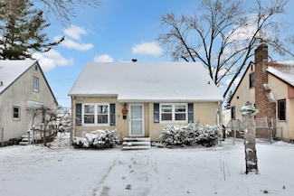 1959 Montana Ave E, Saint Paul, MN 55119