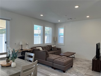 1420 Plaza Del Amo, Torrance, CA 90501