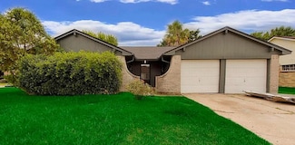 20019 Rustlewood Dr, Humble, TX 77338