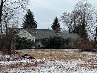 170 Christian Ln, South Deerfield, MA 01373